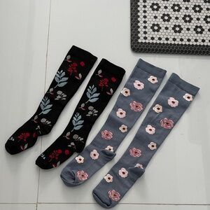 Floral Patterned Knee-High Socks - Black and Gray compression socks
